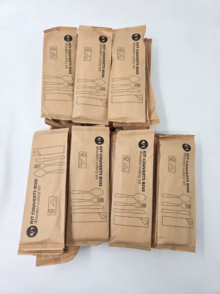 KIT FOURCHETTE+COUTEAU+SERVIETTE X250