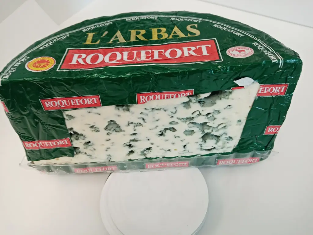 ROQUEFORT 1/2 32% AOP AU KG ARBAS